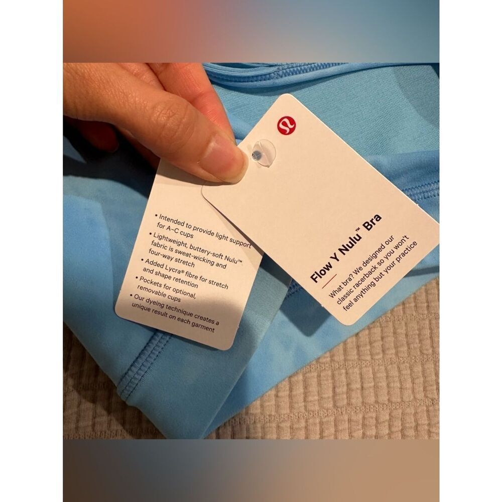 NWT 8 Smoothie Wash Blueberry Nulu Flow Y Bra A/C - Lululemon - NEW - Picture 6 of 8
